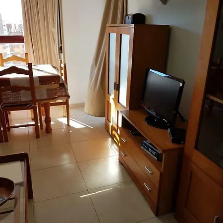 Apartamento Torremar דירה *